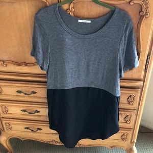 Loose Grey and back top size small!!